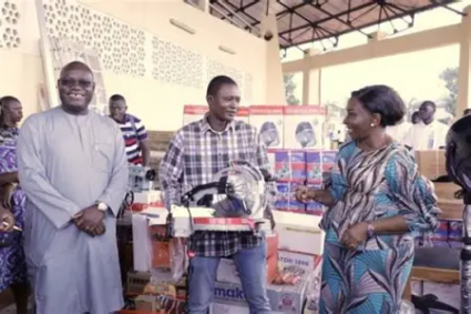 TOGO / EMPLOI ET FINANCEMENT DES JEUNES : Des taux records …66% de jeunes placés en volontariat en 2024, et de 70 % (attendu) en 2025  