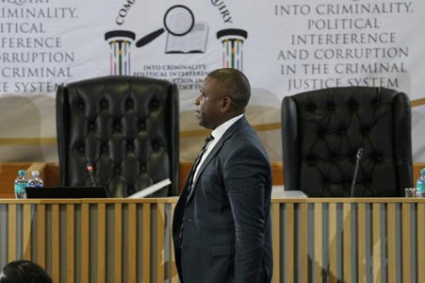 AFRIQUE DU SUD : Un Officier de police révèle des liens tordus entre la police et le crime organisé