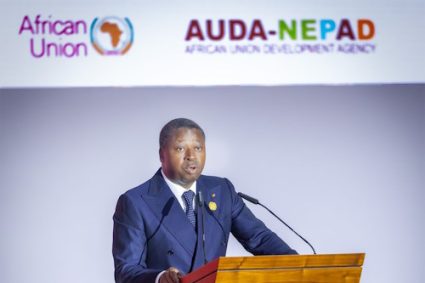 INVESTISSEMENT DANS LES INFRASTRUCTURES : À Luanda, Faure Gnassingbé appelle à l’action pour une Afrique intégrée et souveraine
