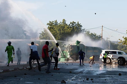 CAMEROUN : Belle opposition après la proclamation de Biya comme vainqueur de la présidentielle du 12 octobre dernier