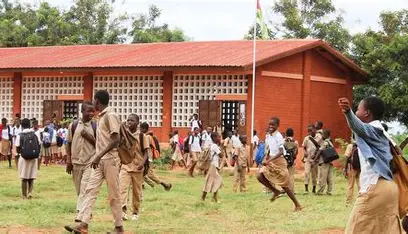 EDUCATION : Quand le taux brut de scolarisation au secondaire se déchaîne