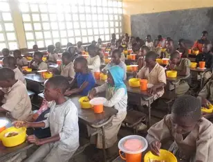 CANTINES SCOLAIRES : 17.352 bénéficiaires dans la région Centrale en 2025