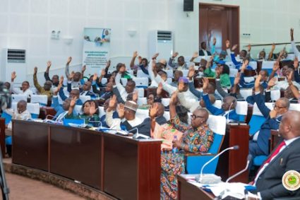 L’Assemblée nationale acte l’adhésion du Togo à la Convention Apostille