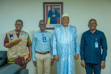 REGION DES SAVANES : Le Gouverneur Atcha Dédji a échangé avec une équipe de Plan Internationale Togo